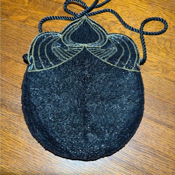 Elegant Black and Gold Beaded Clutch - Picture 3 of 4